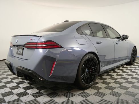 Certified 2025 BMW M5 w/ Carbon Package image 3