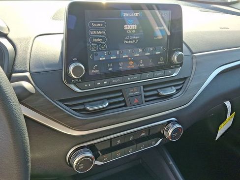New 2026 Nissan Altima 2.5 SV AWD/4WD image 7