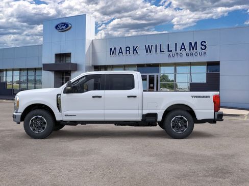 New 2026 Ford F250 XLT w/ Tremor Off-Road Package AWD/4WD image 4