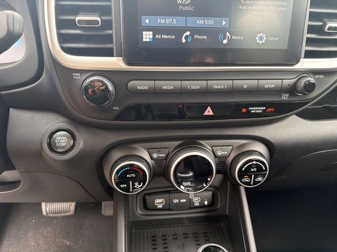 New 2026 Hyundai Venue SEL FWD image 30