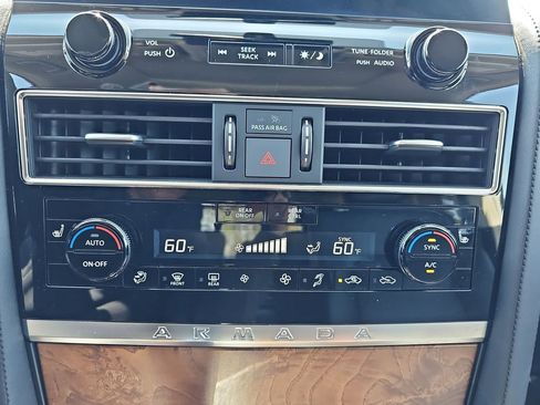 Used 2024 Nissan Armada SL w/ Captain's Chairs Package image 28