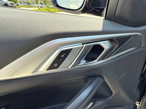 Used 2023 BMW 430i Convertible w/ M Sport Package RWD image 17