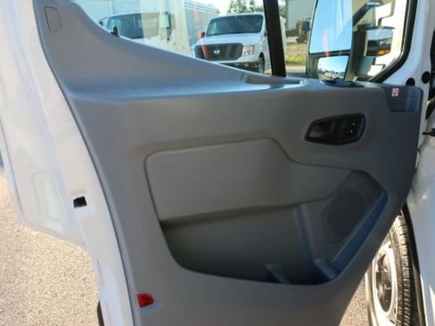 Used 2019 Ford Transit 150 130 Medium Roof image 9