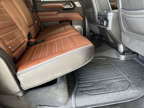 Certified 2024 GMC Sierra 3500 Denali Ultimate AWD/4WD image 42