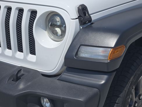 Used 2020 Jeep Wrangler Unlimited Sport S AWD/4WD image 11