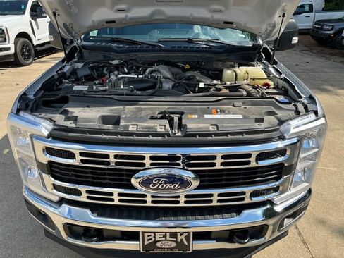 Used 2024 Ford F250 XLT image 14