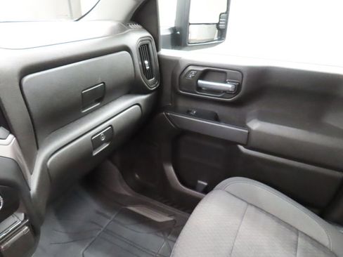 Used 2023 Chevrolet Silverado 2500 Custom w/ Gooseneck/5TH Wheel Package AWD/4WD image 21