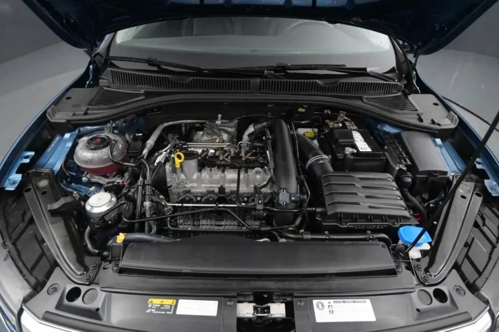 Used 2019 Volkswagen Jetta SEL FWD image 17
