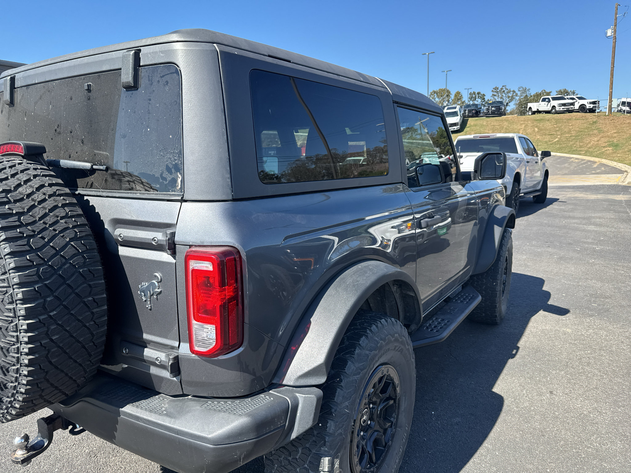 Used 2022 Ford Bronco Black Diamond w/ Sasquatch Package AWD/4WD image 6