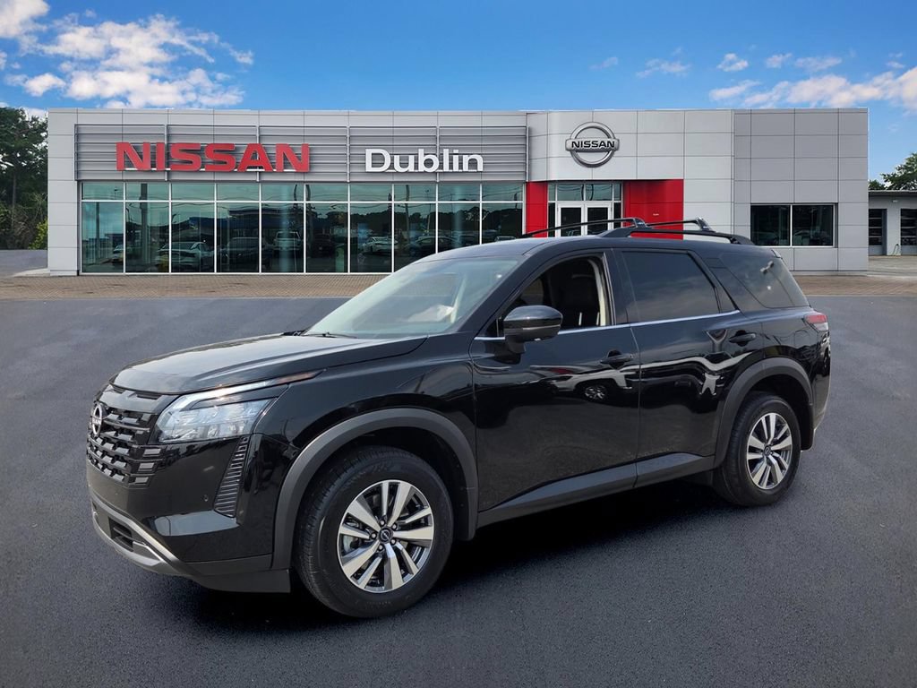 New 2026 Nissan Pathfinder SL w/ Cargo Package FWD image 1
