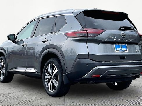 Used 2023 Nissan Rogue SL w/ SL Premium Package image 5