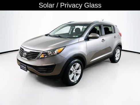 Used 2012 Kia Sportage LX w/ Convenience Pkg FWD image 3