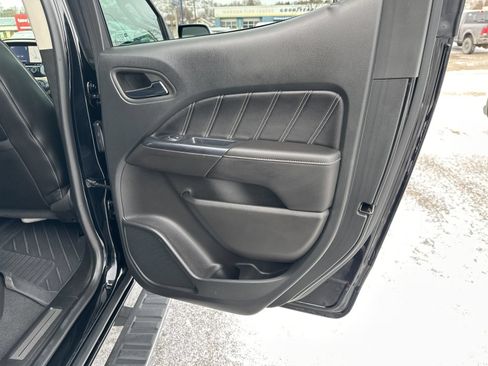 Used 2022 GMC Canyon Denali AWD/4WD image 33