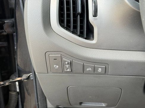 Used 2011 Kia Sportage LX w/ Convenience Pkg FWD image 19