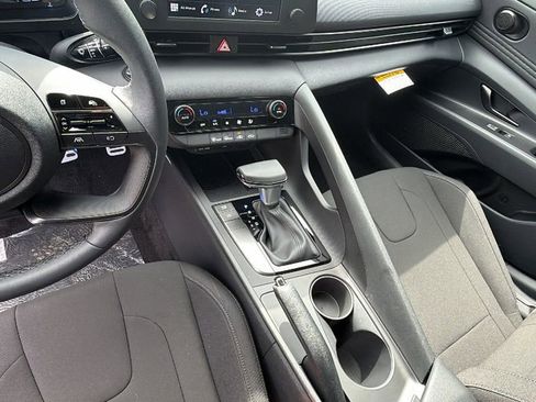 New 2026 Hyundai Elantra Sport FWD image 27