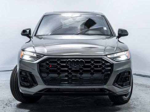 Used 2025 Audi SQ5 Premium Plus w/ Premium Plus Package image 10