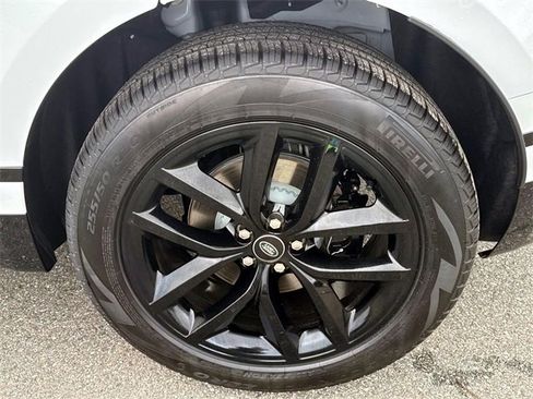 New 2026 Land Rover Range Rover Velar Dynamic SE image 3