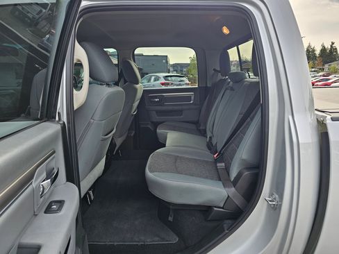 Used 2019 RAM 1500 Big Horn AWD/4WD image 32