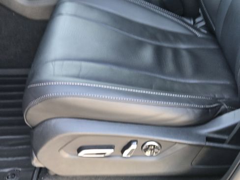 Certified 2025 Acura MDX w/ Technology Package image 30