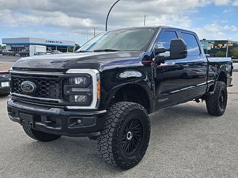Used 2023 Ford F250 XL w/ STX Appearance Package image 3