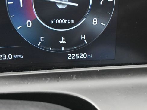 Used 2024 Kia Seltos EX AWD/4WD image 16