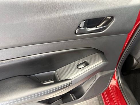 Used 2025 Nissan Altima 2.5 SV image 18