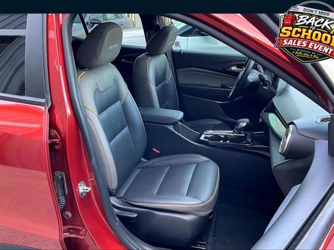 Used 2024 Chevrolet Trax ACTIV w/ Driver Confidence Package FWD image 7