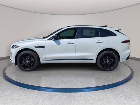 New 2026 Jaguar F-PACE R-Dynamic S image 8