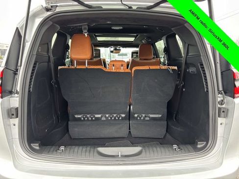 Used 2024 Chrysler Pacifica Pinnacle w/ Trailer Tow Group image 41