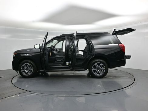 New 2026 Ford Expedition Active image 44