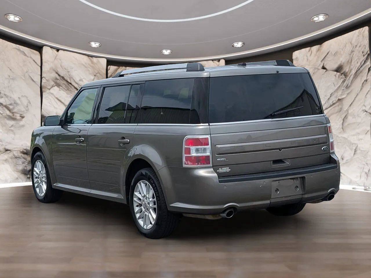 Used 2014 Ford Flex SEL w/ Equipment Group 202A FWD image 6