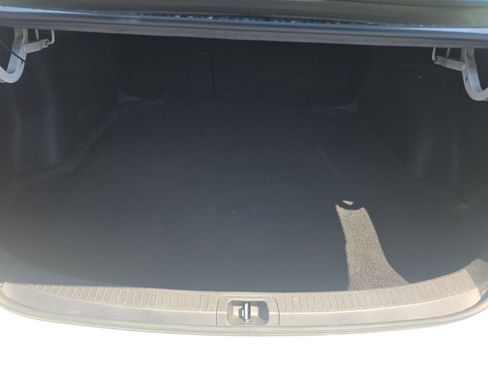 Used 2025 Toyota Corolla LE FWD image 17