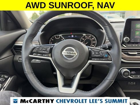 Used 2022 Nissan Altima 2.5 SL AWD/4WD image 17
