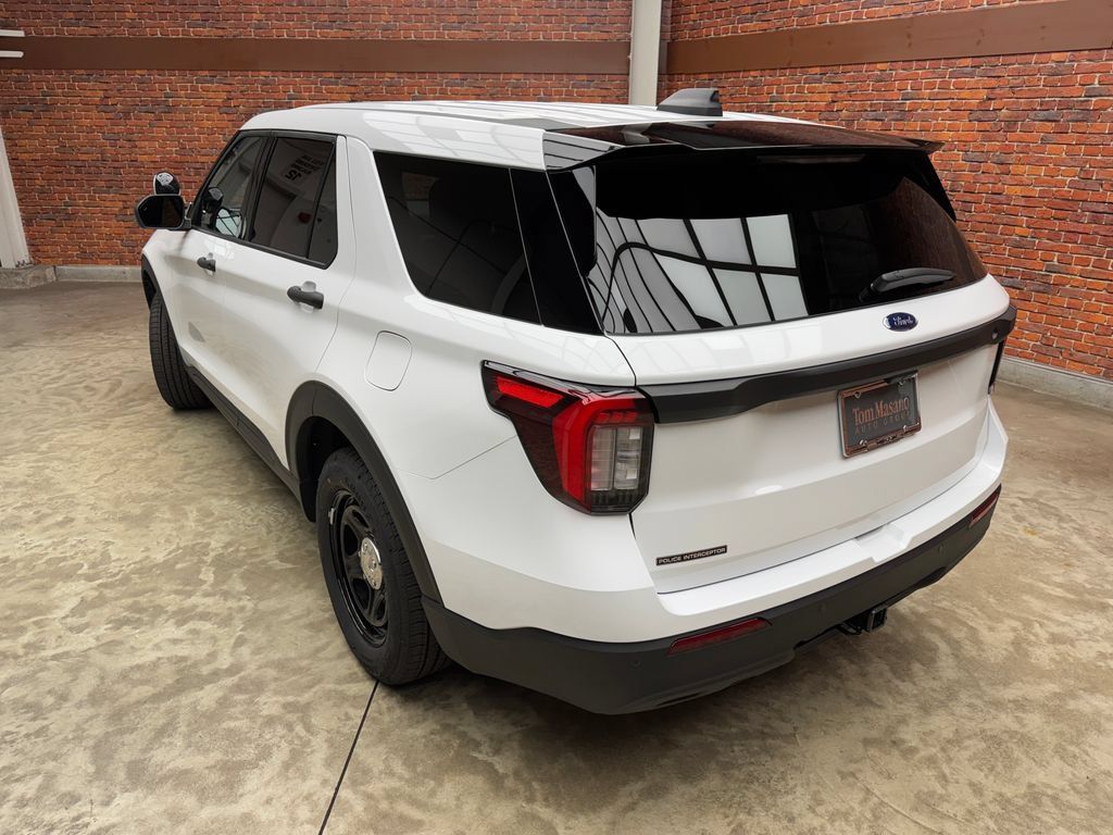 New 2026 Ford Explorer 4WD Police Interceptor image 2