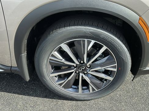 New 2026 INFINITI QX60 Luxe w/ Cargo Package image 6