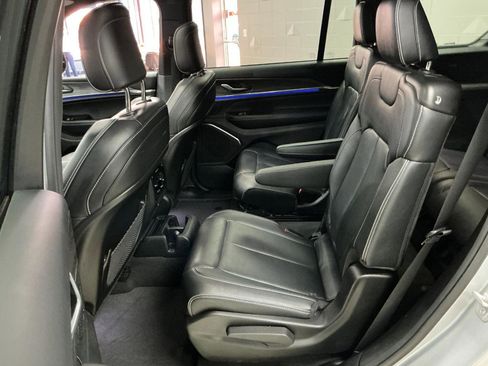 Used 2023 Jeep Grand Cherokee L Overland AWD/4WD image 27