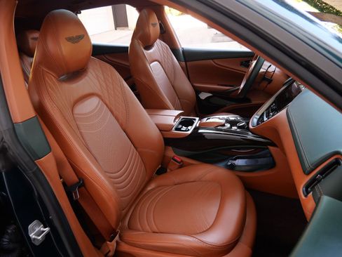Used 2023 Aston Martin DBX 707 image 12