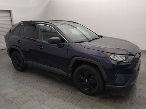 Used 2020 Toyota RAV4 XLE AWD/4WD image 11