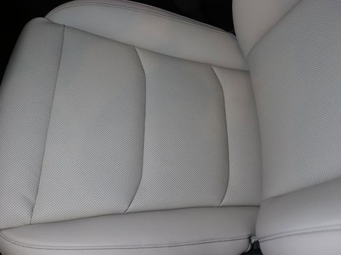 New 2026 Genesis GV70 2.5T Select AWD/4WD image 11
