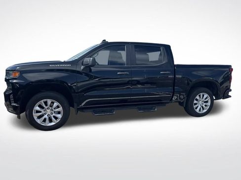 Used 2020 Chevrolet Silverado 1500 Custom w/ Custom Value Package RWD image 2