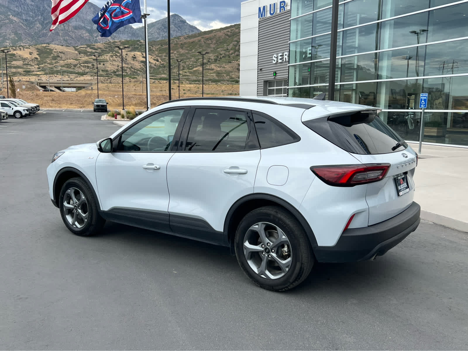 Used 2025 Ford Escape ST-Line Select AWD/4WD image 11