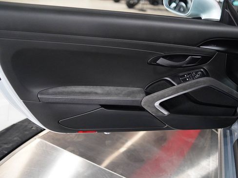Used 2016 Porsche Cayman GT4 RWD image 65