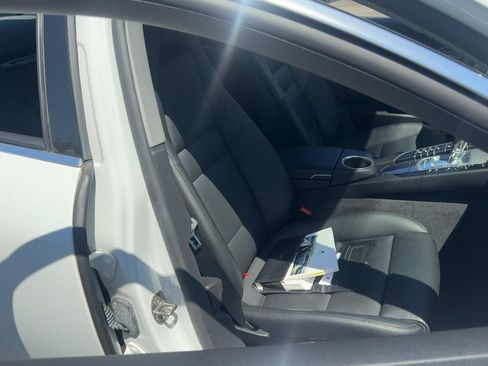 Used 2016 Porsche Panamera S RWD image 15