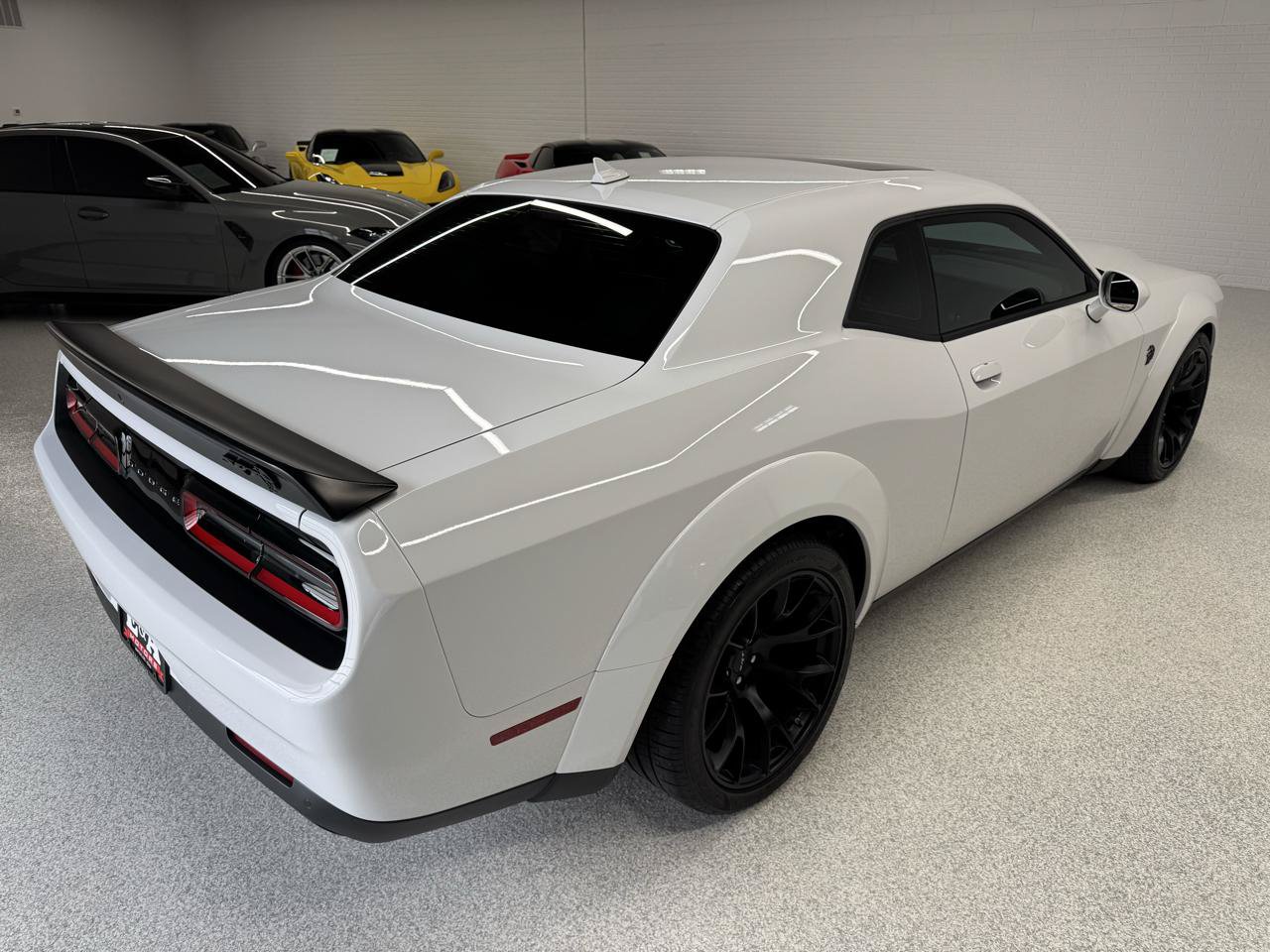 Used 2023 Dodge Challenger SRT Hellcat RWD image 16