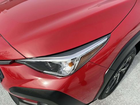 Certified 2025 Subaru Crosstrek 2.0i Premium image 7