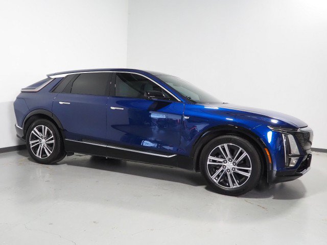 Used 2024 Cadillac Lyriq AWD Luxury w/ LPO, Floor Liner Package image 1