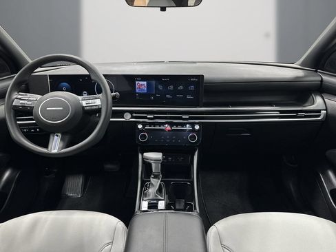 Certified 2026 Hyundai Santa Cruz SEL FWD image 19