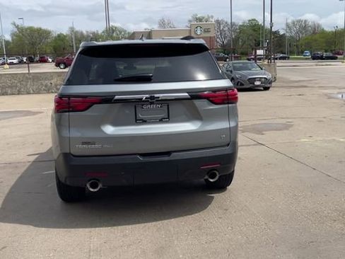 Used 2023 Chevrolet Traverse LT AWD/4WD image 7
