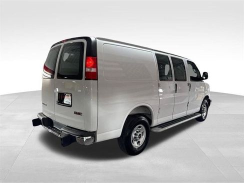 Used 2025 GMC Savana 2500 w/ Driver Convenience Package RWD image 5
