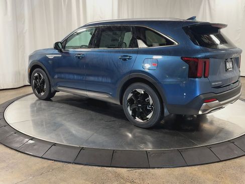 New 2026 Kia Sorento EX image 7